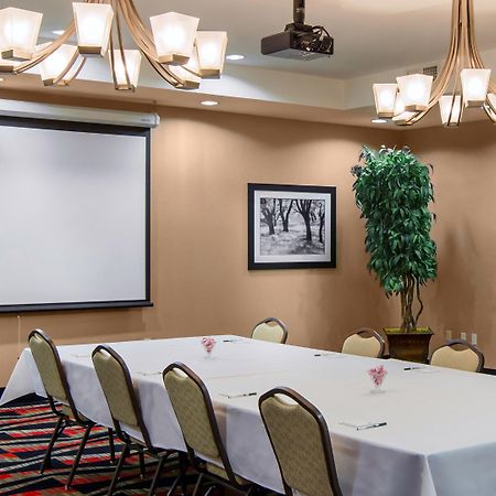 Holiday Inn Oklahoma City Airport By Ihg Exterior photo