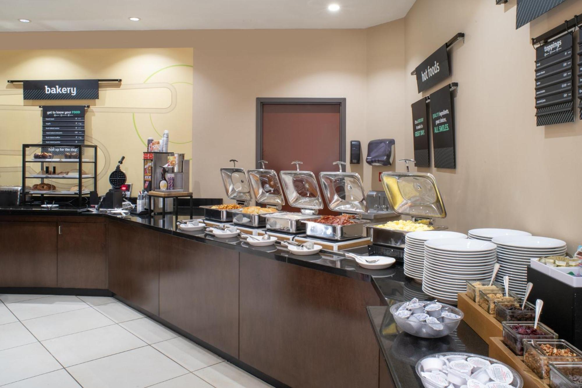 Holiday Inn Oklahoma City Airport By Ihg Exterior photo