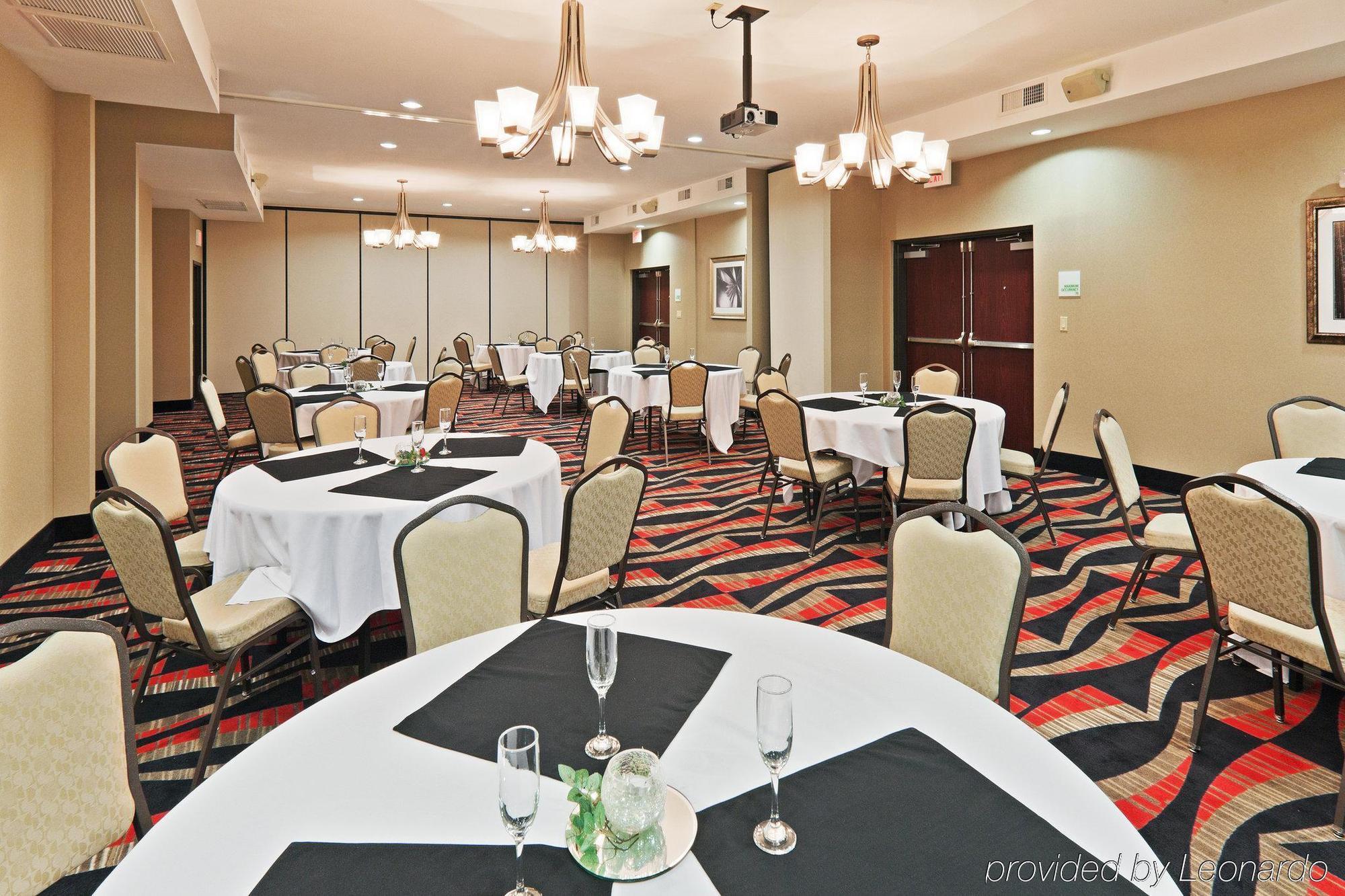 Holiday Inn Oklahoma City Airport By Ihg Exterior photo